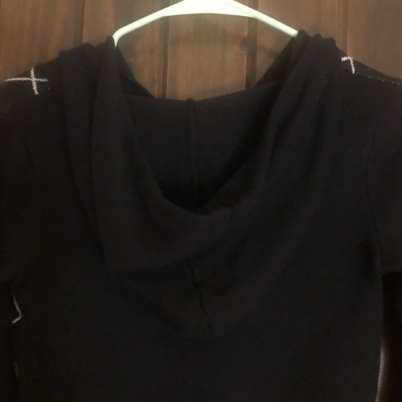 Hollister Cropped Argyle Print Zippered Sweater Medium - Picture 5 of 7